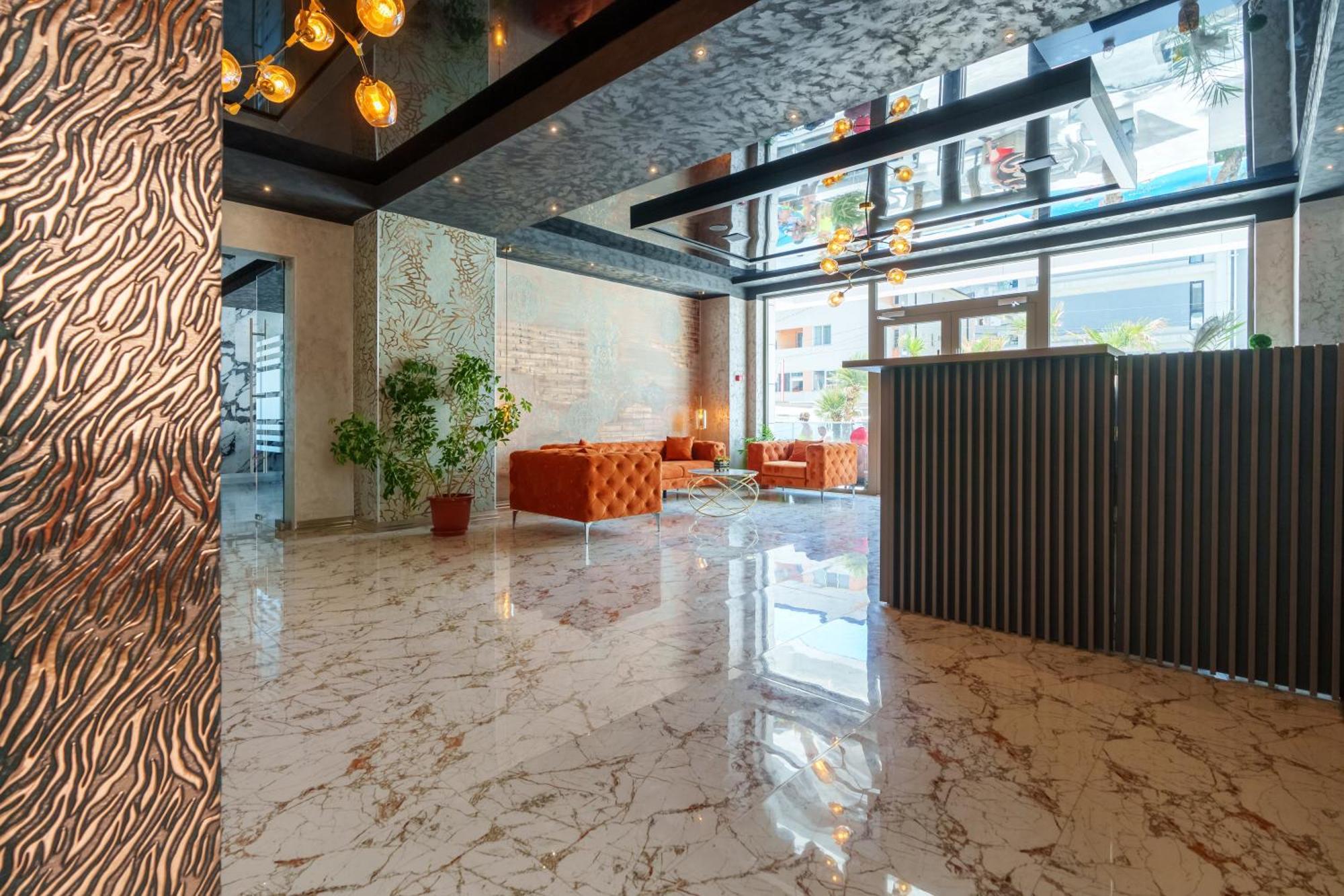 Hotel Kalya Năvodari Buitenkant foto