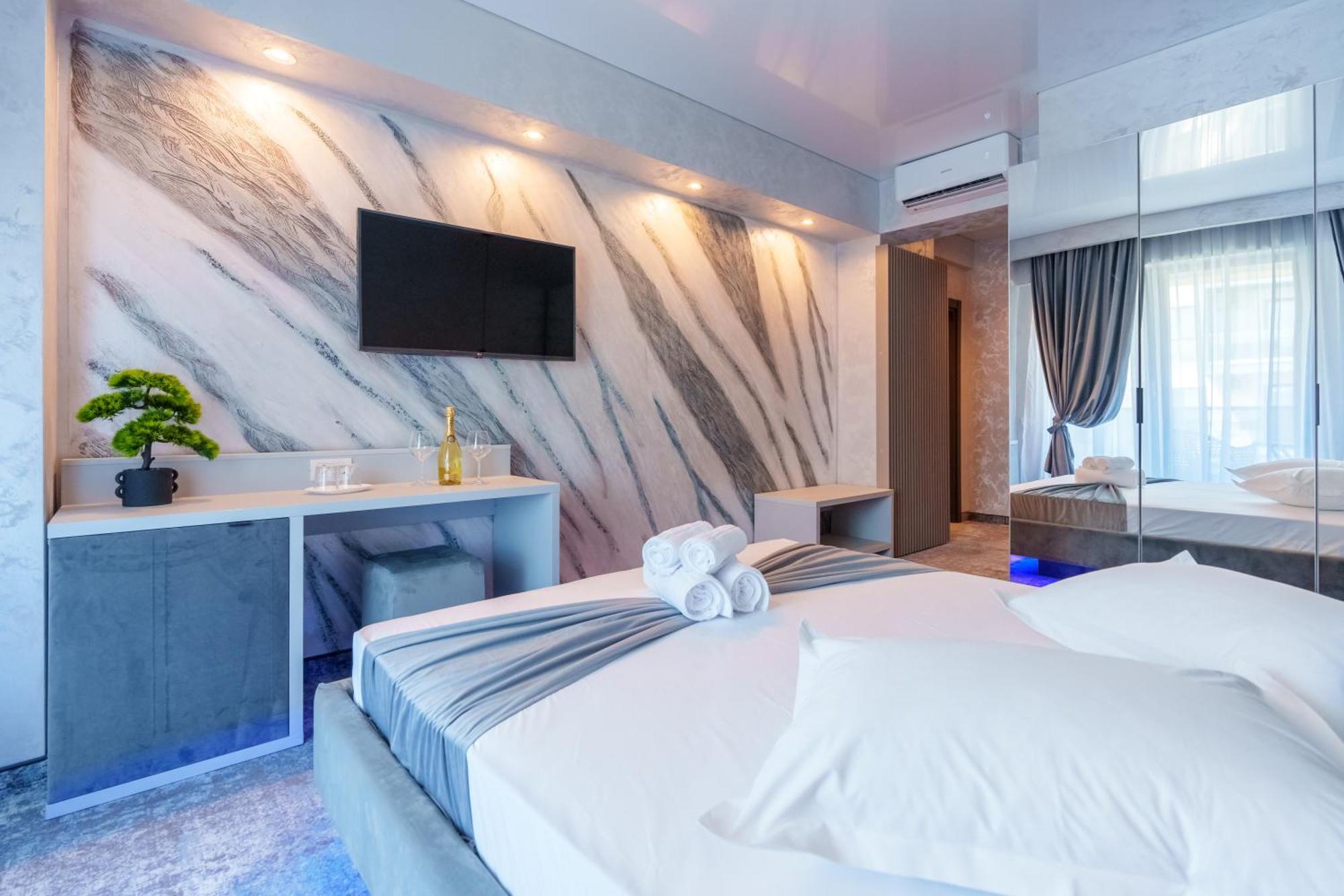 Hotel Kalya Năvodari Buitenkant foto